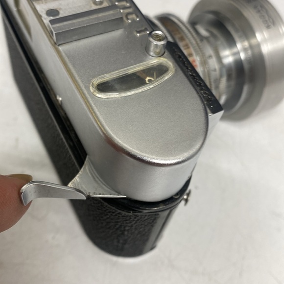 Voigtländer Vitomatic 35mm viewfinder camera with 50mm F2.8 lens - Picture 12 of 17